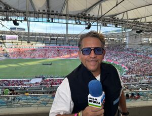 Jogo das Estrelas de Zico, no Maracanã recebe Lendas do Futebol Mundial no Zico All-Star Games,