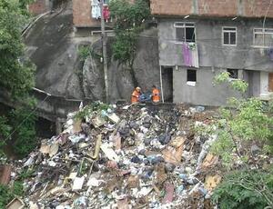 Lixo, doenças e abandono: O retrato das cidades brasileiras após décadas de negligência na saúde pública