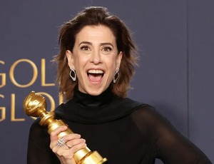 Fernanda Torres leva Globo de Ouro por atuação em Ainda Estou Aqui