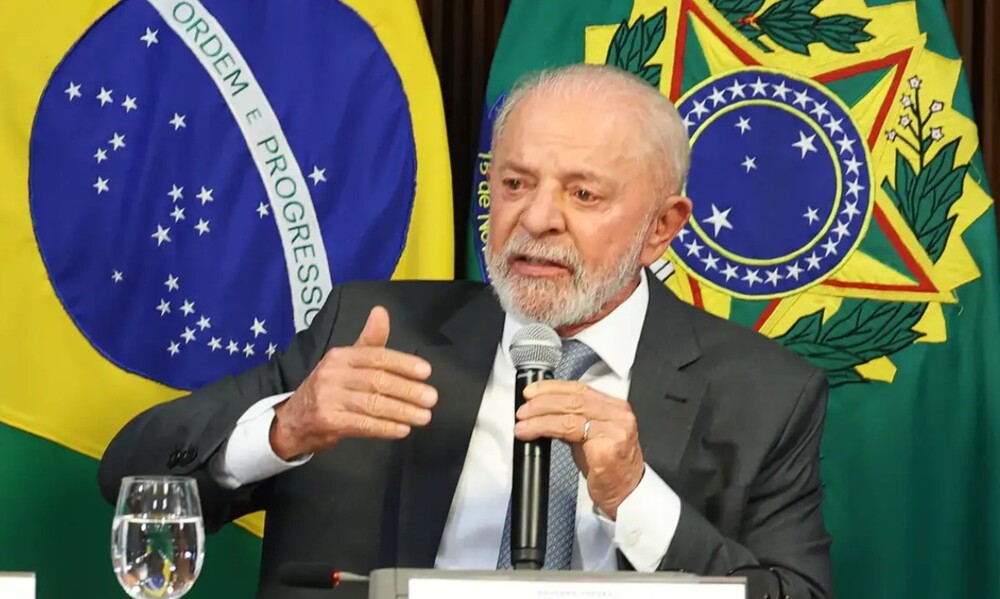 Lula afirma que houve rombo fiscal no governo Bolsonaro e nega que tenha ocorrido na gestão dele