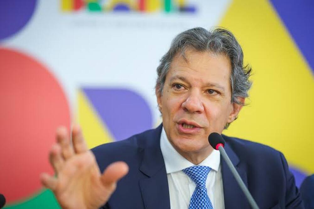 Haddad rebate críticas e defende política fiscal do governo