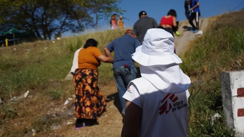 Quem são os ‘imigrantes ilegais’ alvo da deportação em massa de Trump nos EUA?