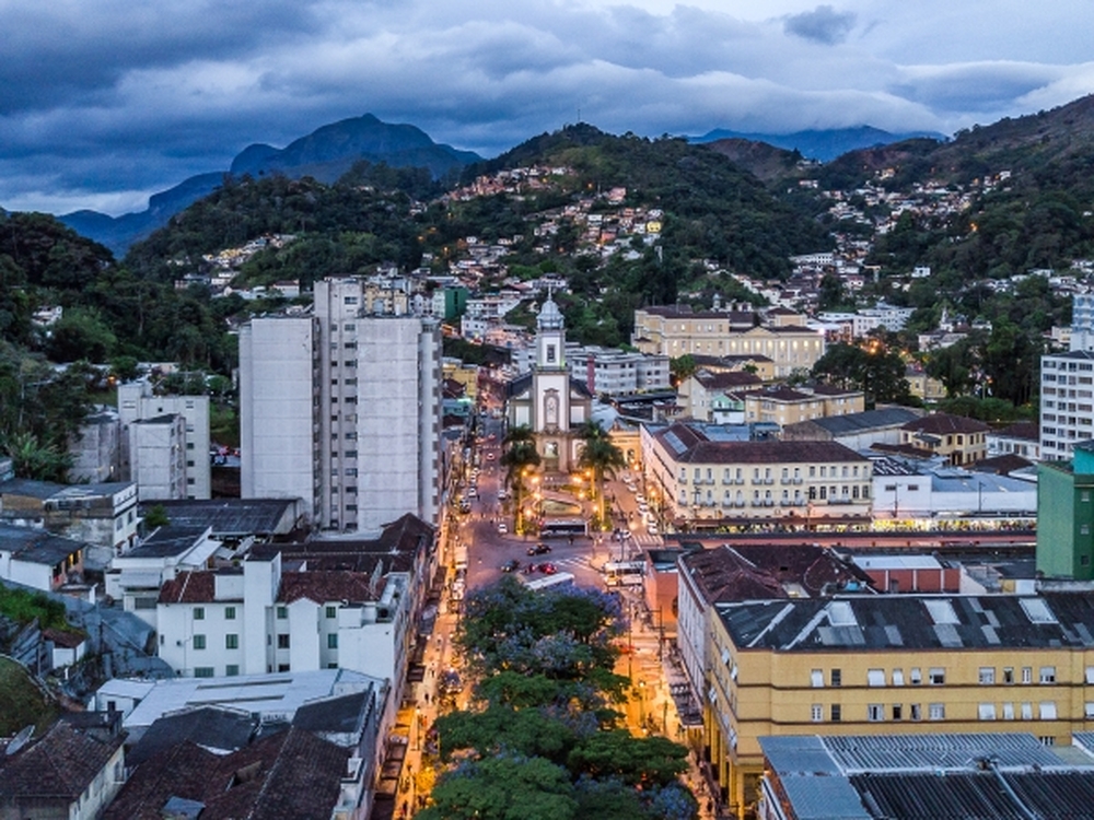 A urgência eleitoral de Petrópolis