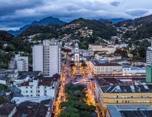 A urgência eleitoral de Petrópolis