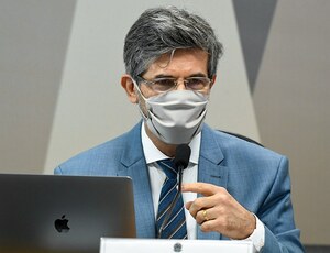 CPI da Covid: Teich declara que saiu do governo “por não ter autonomia” e por não aceitar cloroquina 