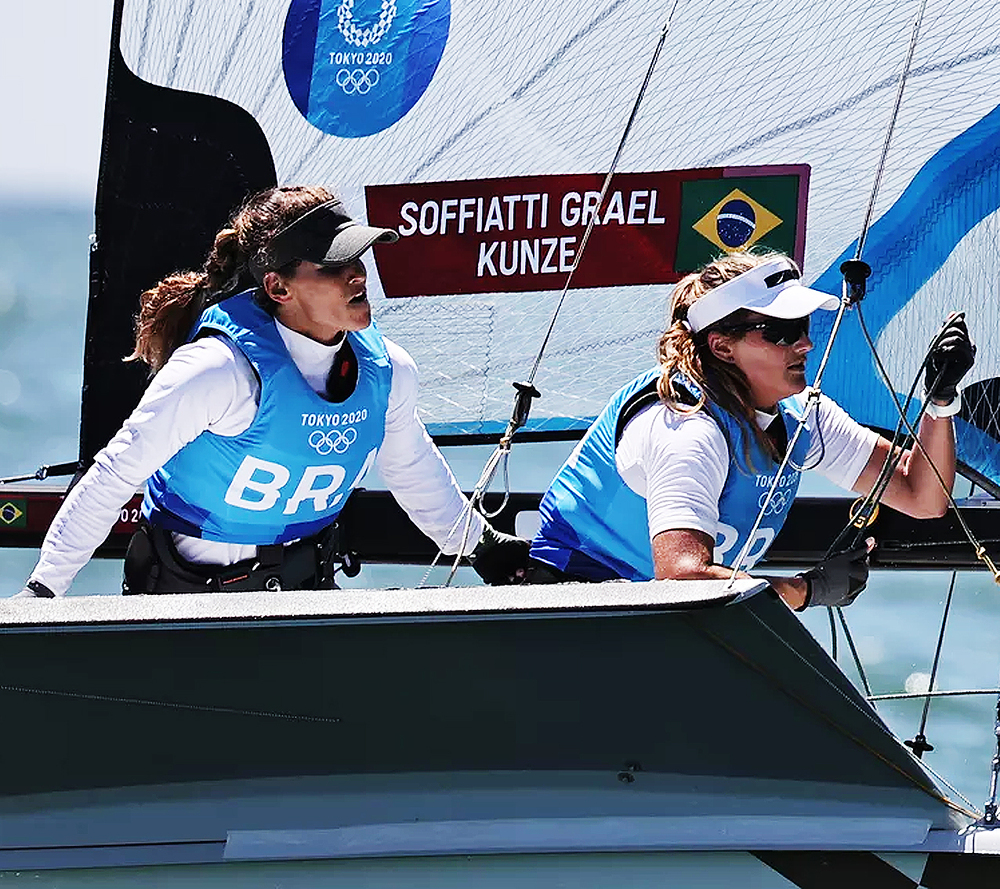 É ouro! Martine Grael e Kahena Kunze são bicampeãs olímpicas