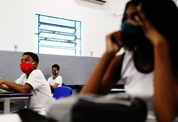 Com pandemia, 44% das crianças e adolescentes se sentiram mais tristes