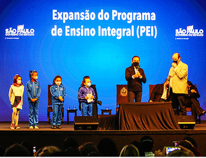 Expansão do Programa de Ensino Integral em 2 mil escolas terá mais de 1 milhão de vagas