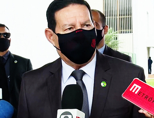 Mourão diz que 'intervenção' do STF no orçamento secreto foi 'oportuna'