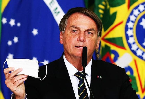 Bolsonaro diz que Ômicron é “bem-vinda” e é rebatido pela OMS: “Mata pessoas”