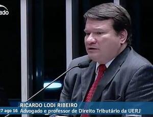 O abandono do teto de gastos para a reconstrução da economia brasileira