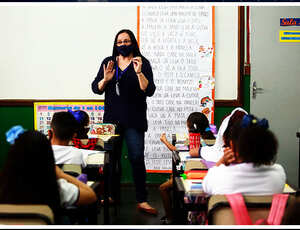 Secretaria de Educação convoca 1.121 novos professores para a educação infantil e o ensino fundamental