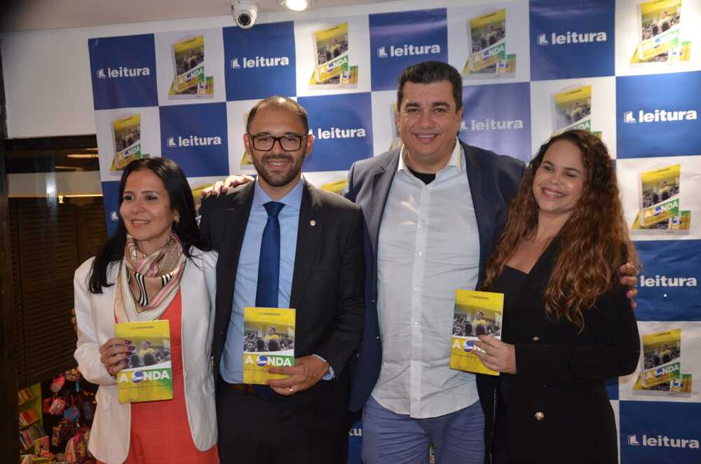 Léo Rodrigues lança livro a Onda no RJ