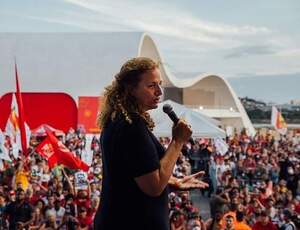 Câmara dos vereadores de Niterói aprova título de cidadã niteroiense para Jandira Feghali