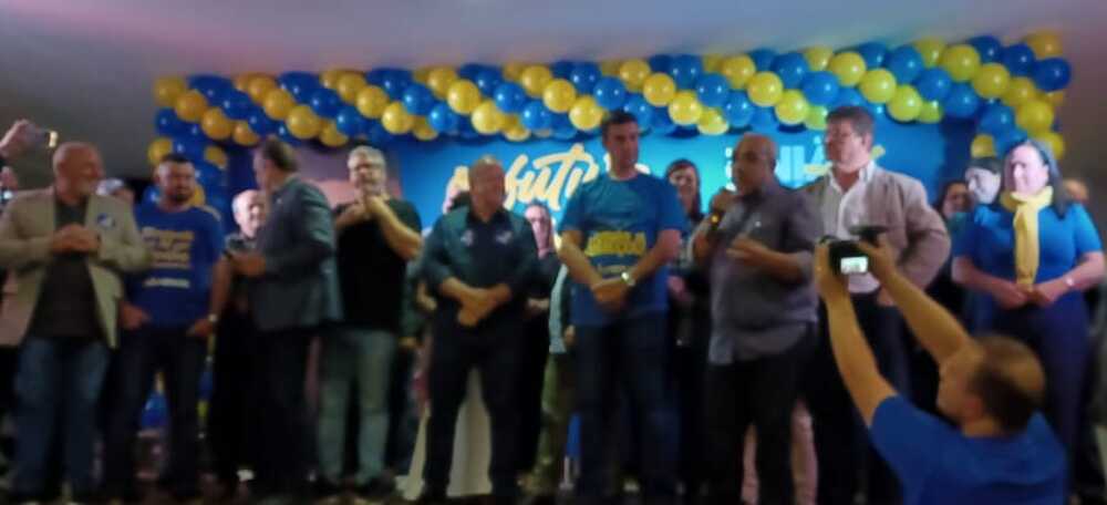 Presidente da câmara de Teresópolis - vereador Leonardo Vasconcelos, faz lançamento da pré campanha