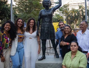 Rodrigo Amorim vai ter que conviver com uma estatua Marielle Franco em frente ALERJ onde trabalha