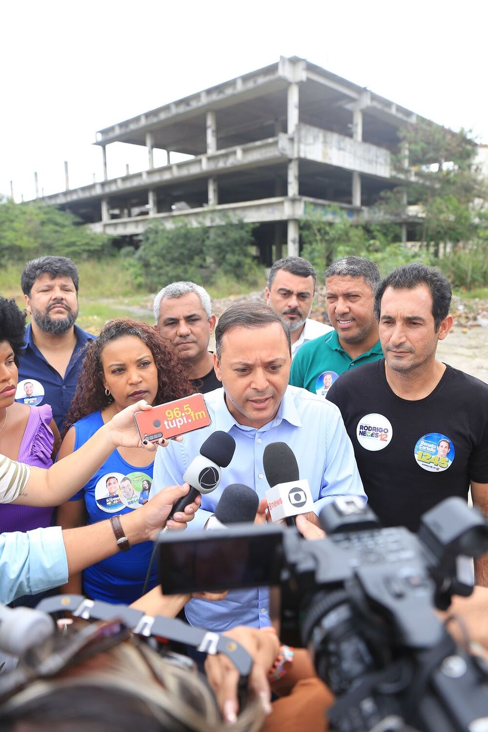 Operação policial na Linha Vermelha é classificada como “tragédia” por Rodrigo Neves