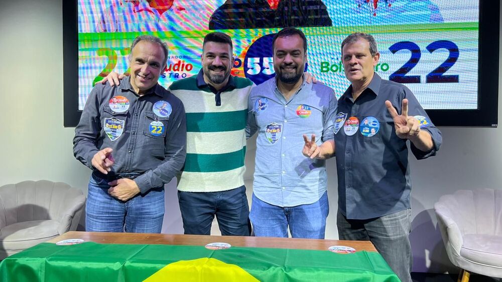 Castro encerra campanha com chave de ouro na Igreja da Lagoinha ao lado do Coronel Salema e Hugo Leal 