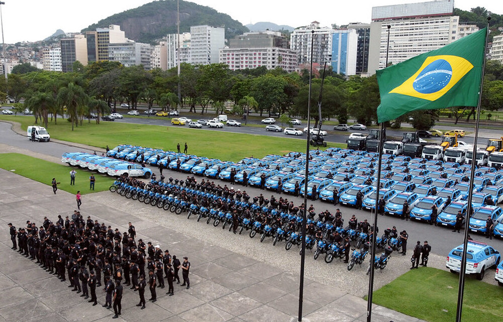 Governador Cláudio Castro entrega mais um lote de novas viaturas semiblindadas